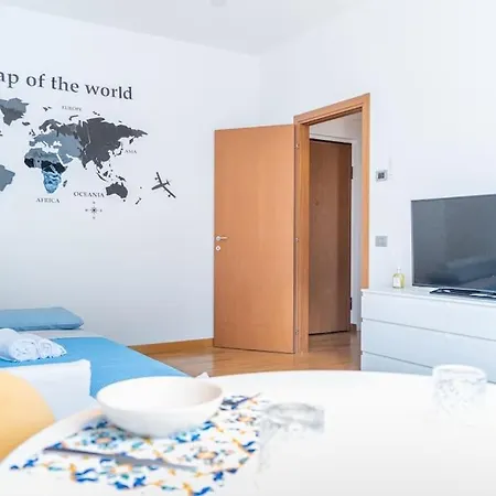 La Casa Di Claudio Incantevole In Centro شقة كومو